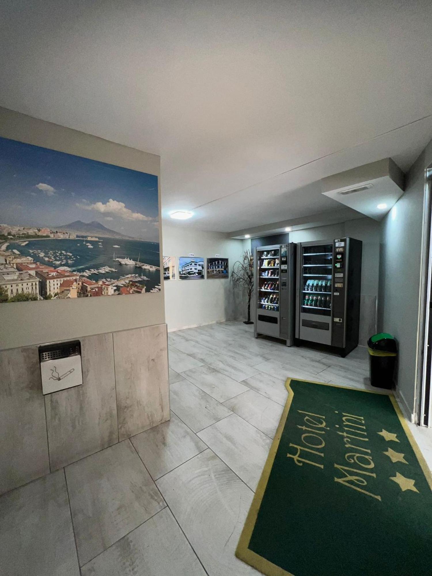 Hotel Martini Casavatore Exterior photo